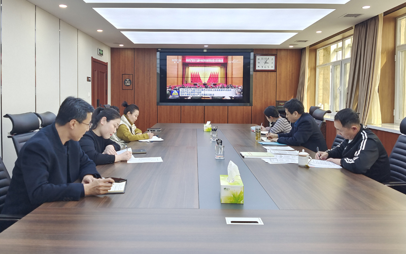 学习宣传贯彻党的十九届六中全会精神专题学习—10330 -2.jpg